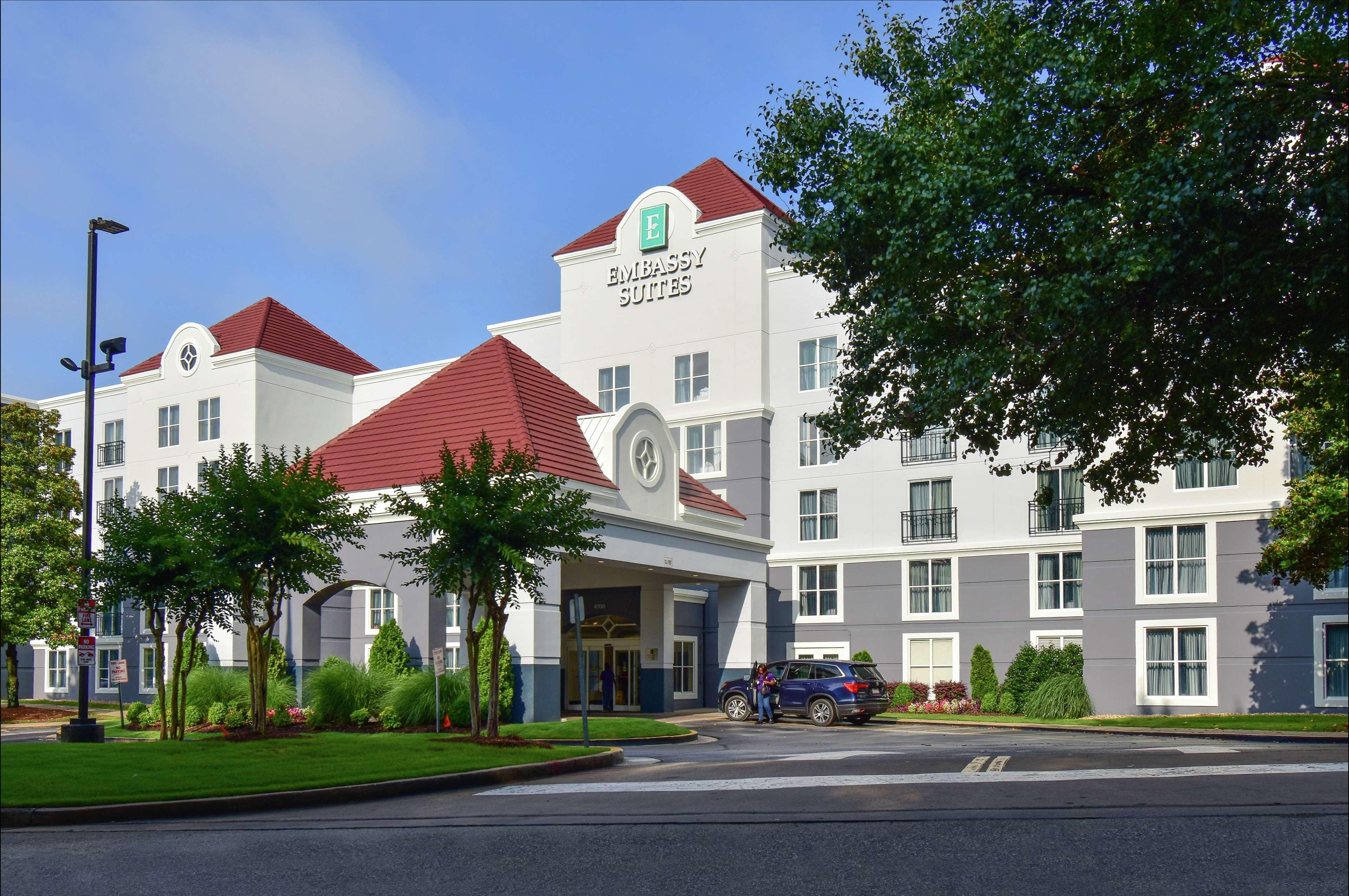 Embassy Suites By Hilton Atlanta Airport College Park Bagian luar foto