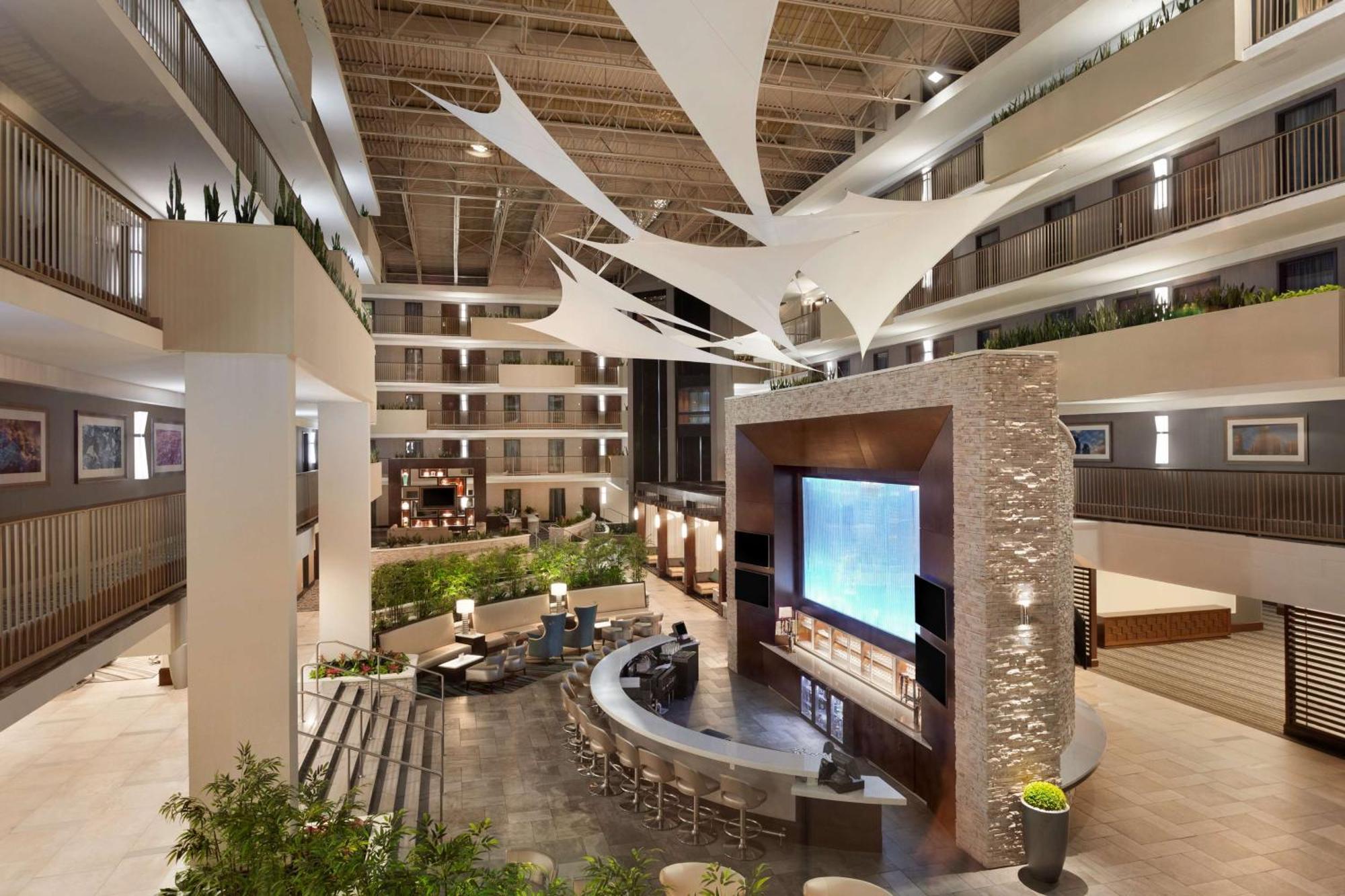 Embassy Suites By Hilton Atlanta Airport College Park Bagian luar foto