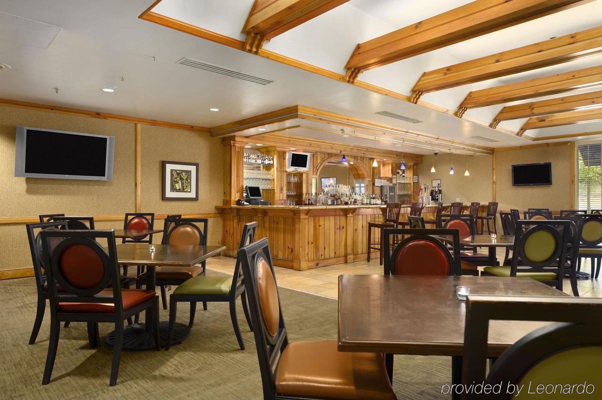 Embassy Suites By Hilton Atlanta Airport College Park Restoran foto
